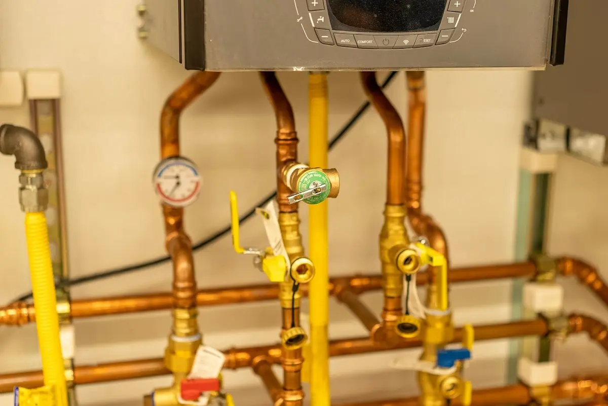 Licensed technician providing Emergency Plumbing for a homeowner in New Castle